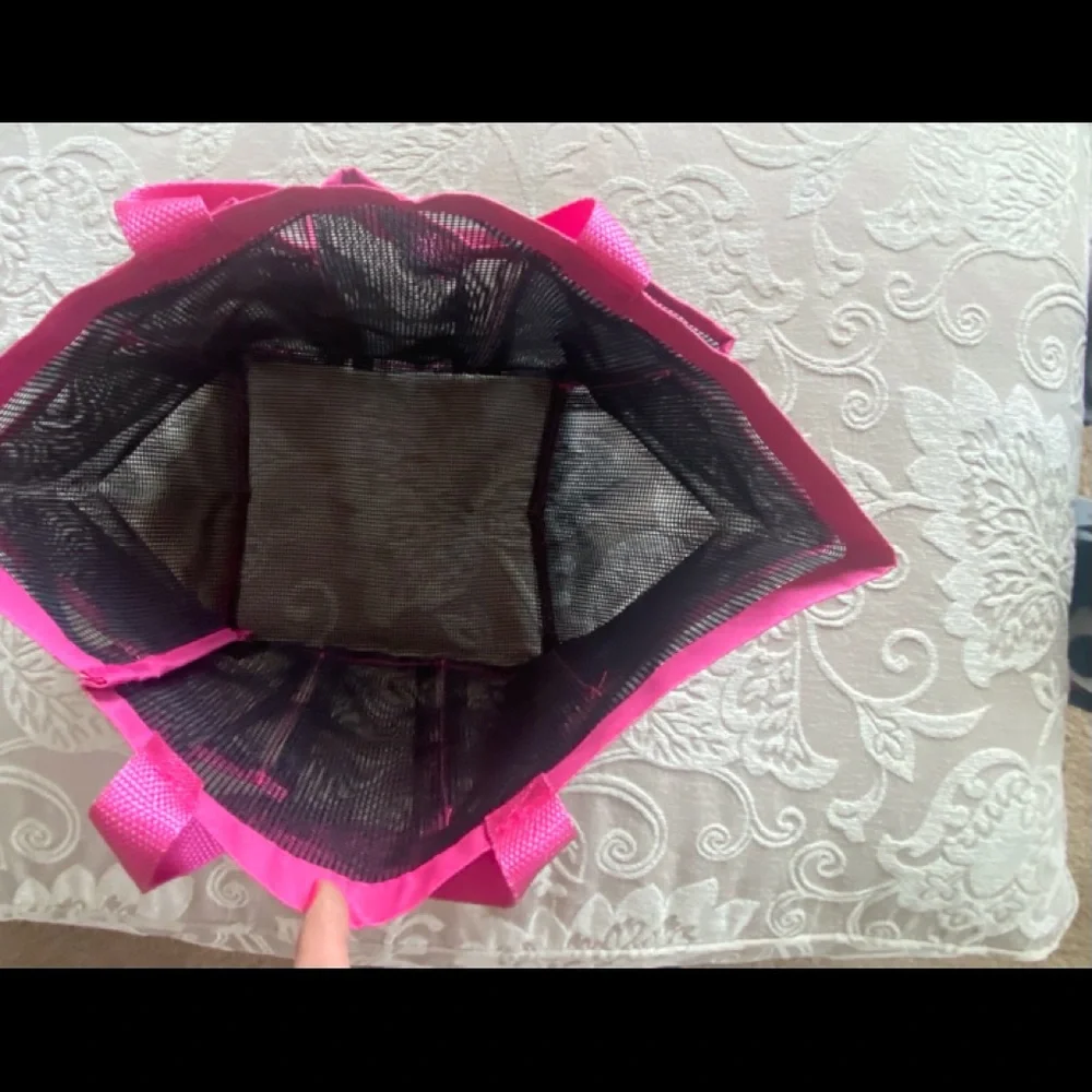 NWOT Mesh Shower Caddy 2 pack